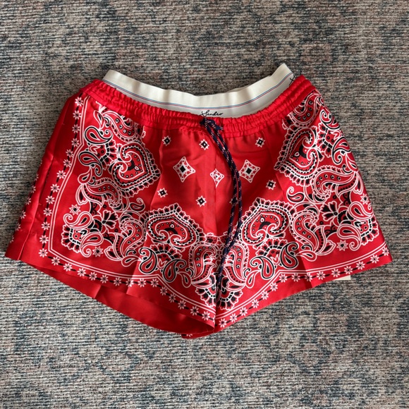 Sandro Bandana Print Shorts - Size FR 38 - NWT - Picture 1 of 5